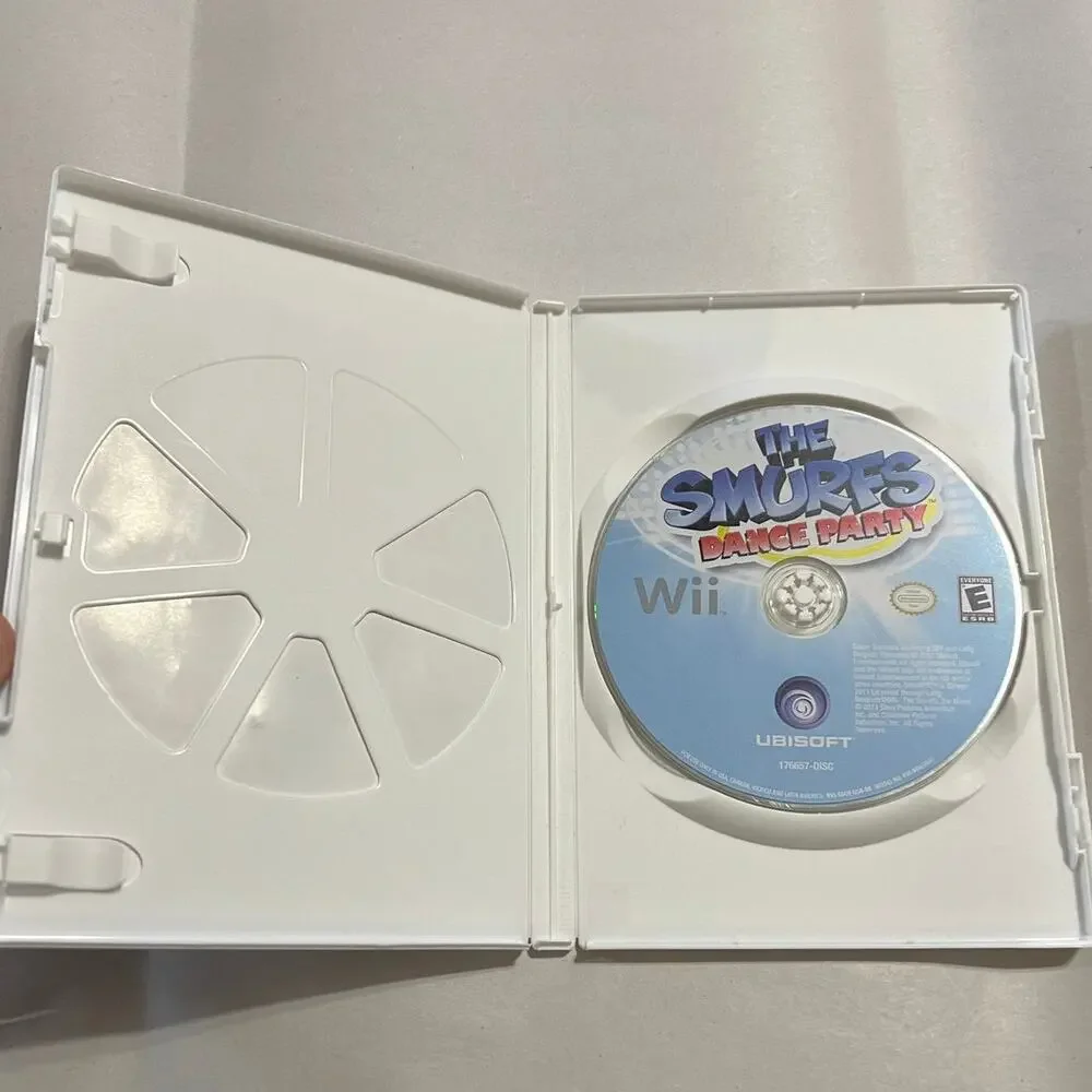 The Smurfs Dance Party for Wii, Game and Case